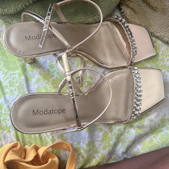 Used once - Picture 2 of 4